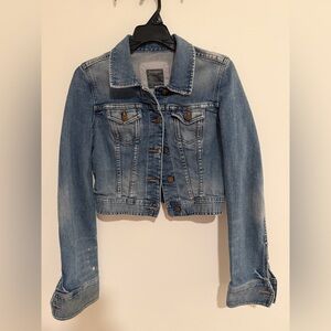*EUC* Abercrombie & Fitch Classic Cropped Blue Jean Jacket w/ Acid Wash details